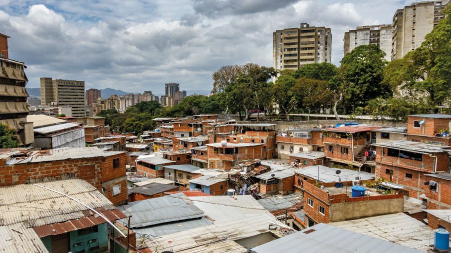 Preocupante: pobreza en América Latina cerrará 2022 en el 32,1%.