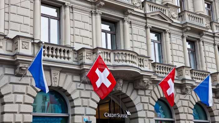 Oscuro panorama para Credit Suisse: El banco advierte de pérdidas cercanas a los US$1.600 millones en el cuarto trimestre.